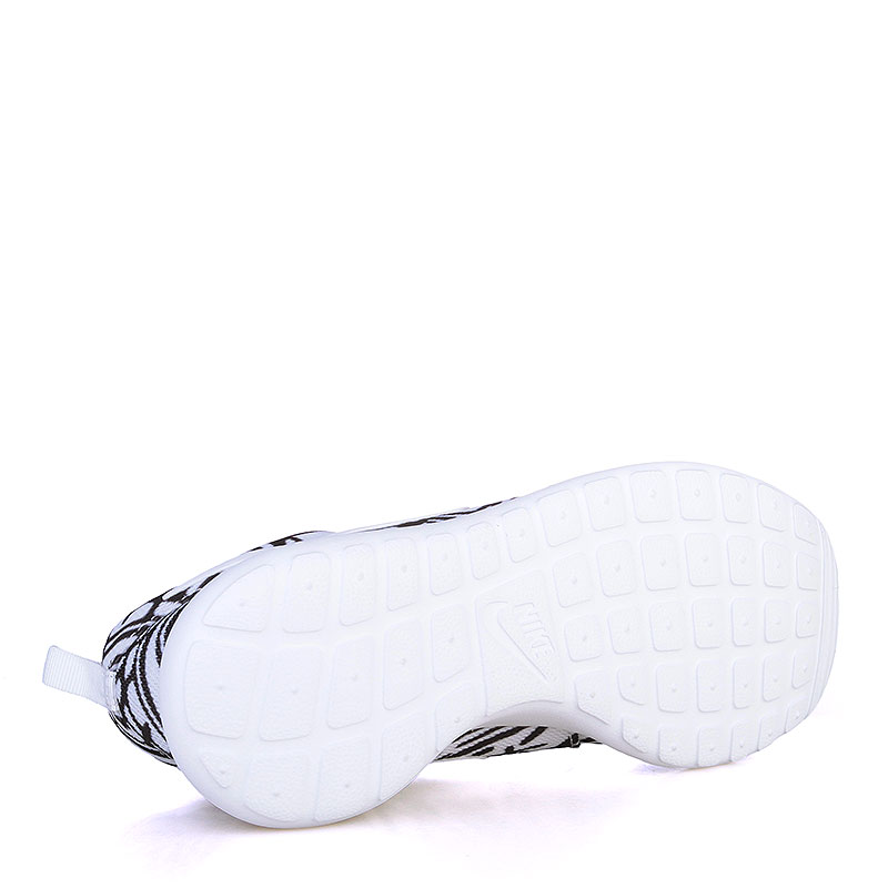 женские черные кроссовки Nike WMNS Roshe One Print 599432-110 - цена, описание, фото 4